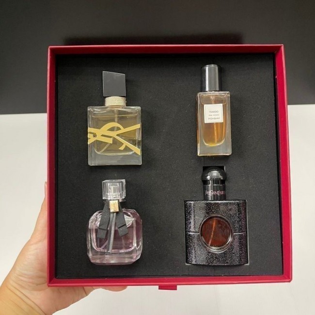 مجموعه عطور سان لوران برائحه جذابه مكون 4 قطع طقم  -L4977