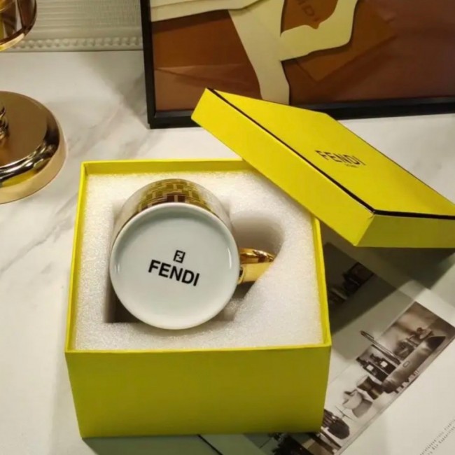 مج fendi درجة أولى 